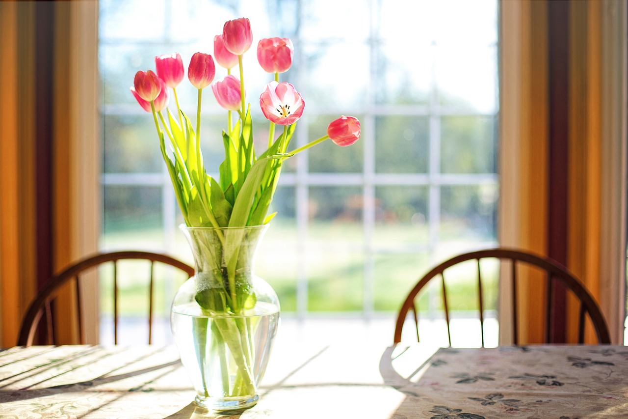 Funky Upcycled Flower Vase Ideas